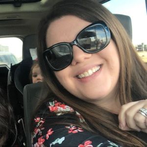 Meet your Posher, Jacquelyn